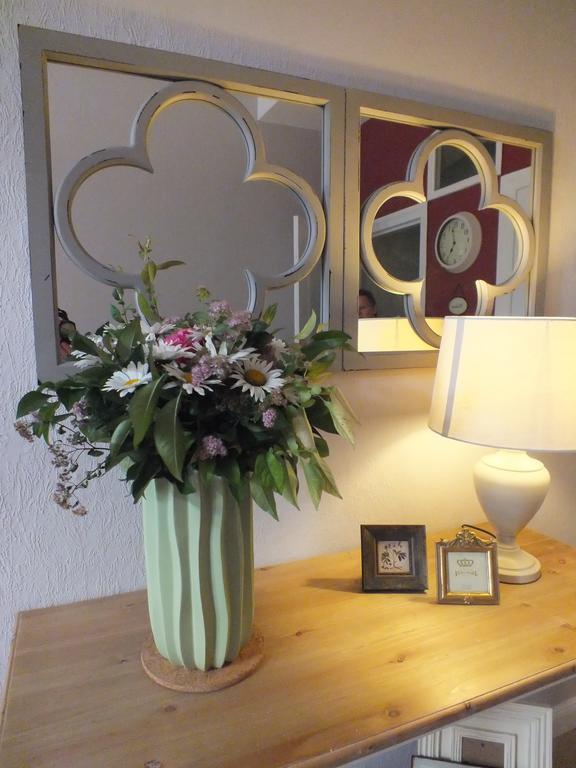 Bed&Breakfast Wagner "Im Alten Pfarrhaus" Neuruppin Bagian luar foto