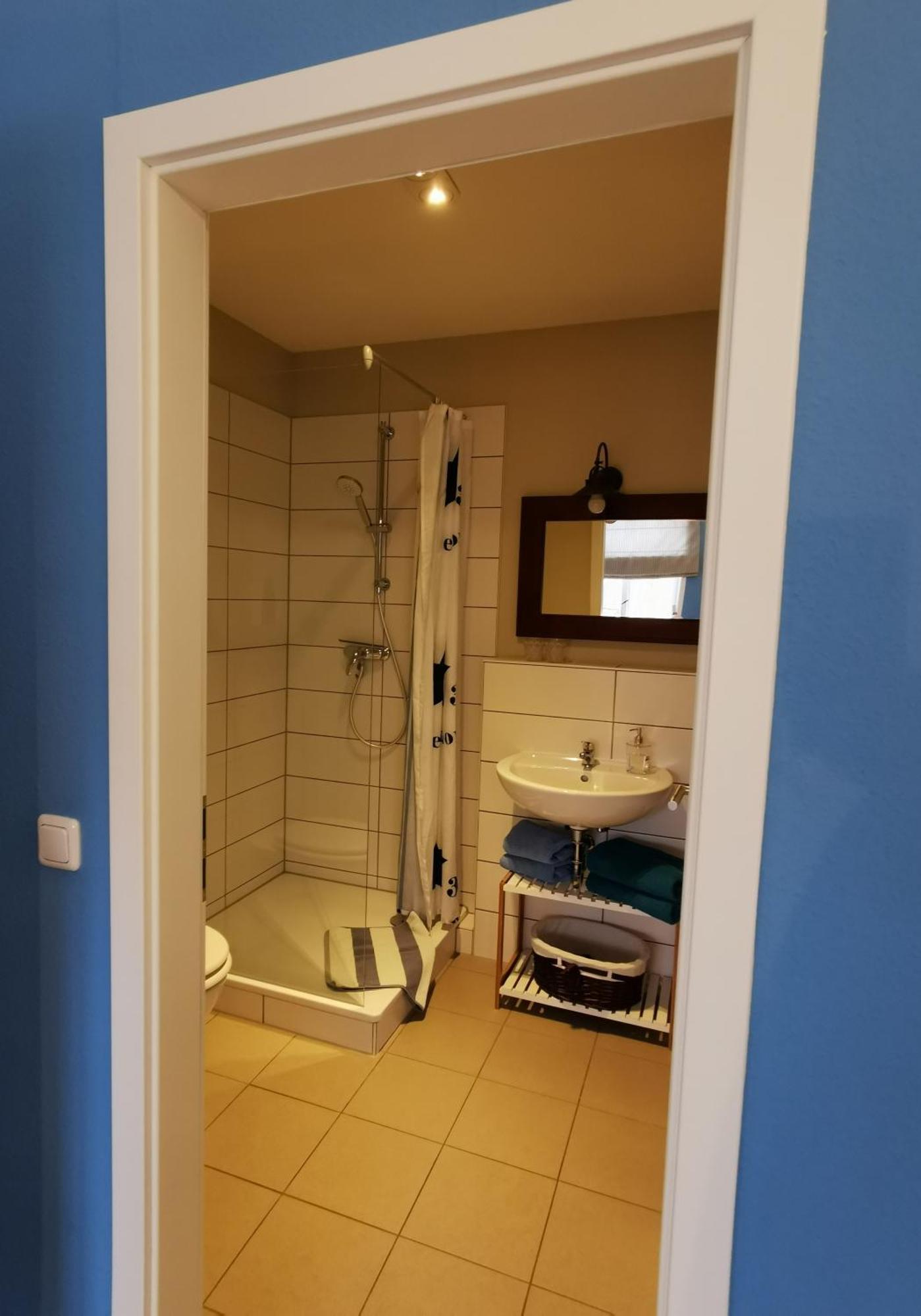 Bed&Breakfast Wagner "Im Alten Pfarrhaus" Neuruppin Bagian luar foto