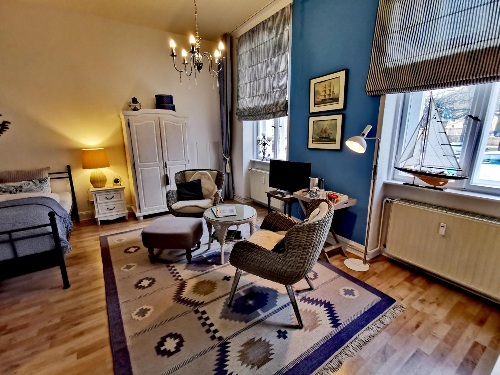 Bed&Breakfast Wagner "Im Alten Pfarrhaus" Neuruppin Bagian luar foto